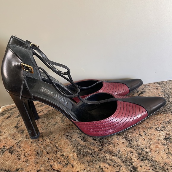 LAMBERTSON TRUEX Leather T - Strap Heels - Picture 4 of 9